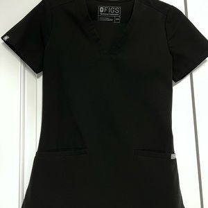 Figs Casma Three Pocket Top- XXS